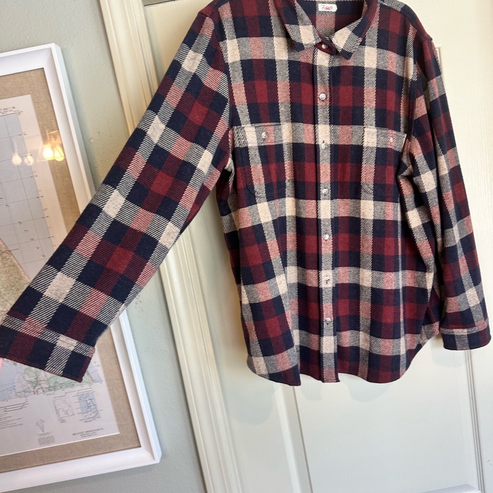 Faherty Burgundy and Cream Plaid Button-Down sweater Shirt - Picture 9 of 11